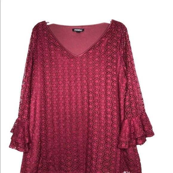 ROZ & ALI Burgundy V-Neck Lace Overlay Top w/ Sheer Lace Bell Sleeves - Size 2X - Picture 3 of 6